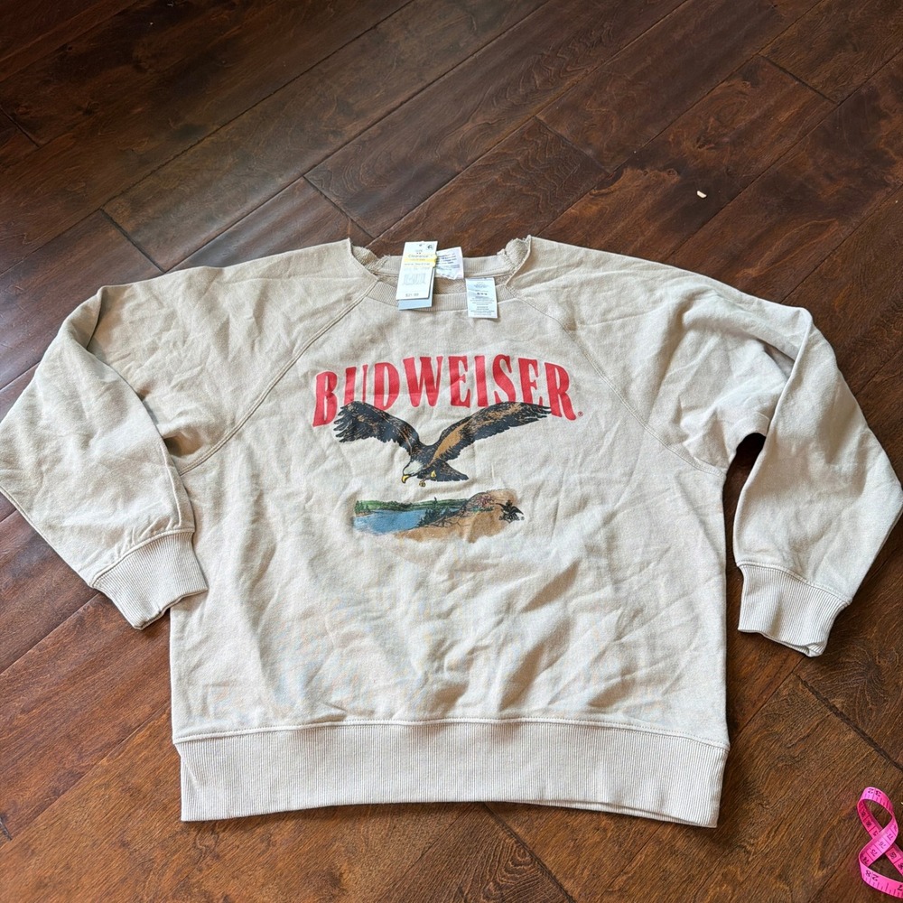 Budweiser Eagle Graphic Sweatshirt French Terry Tan Raglan Pullover Medium NWT